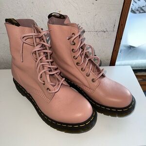 Dr Martens 1460 Pascal Virginia Leather Boots